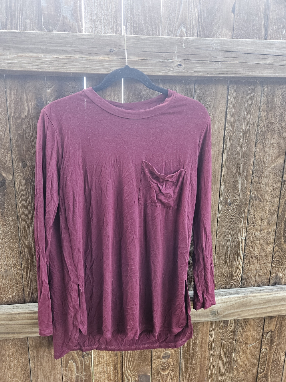 Women's Long Sleeve Pocket Tee - Burgundy